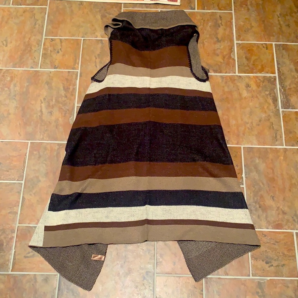 One-Size Long Stripped Sweater Vest - Picture 2 of 5